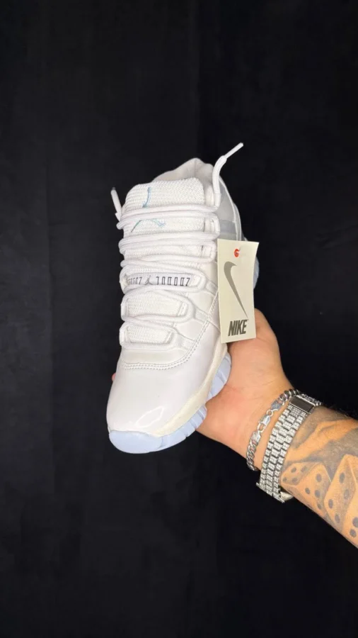 Air Jordan 11 Legend Blue, vista 1.